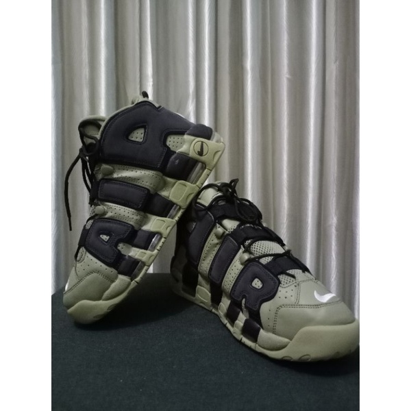 NIKE MORE UPTEMPO Second Branded/Bekas/Preloved