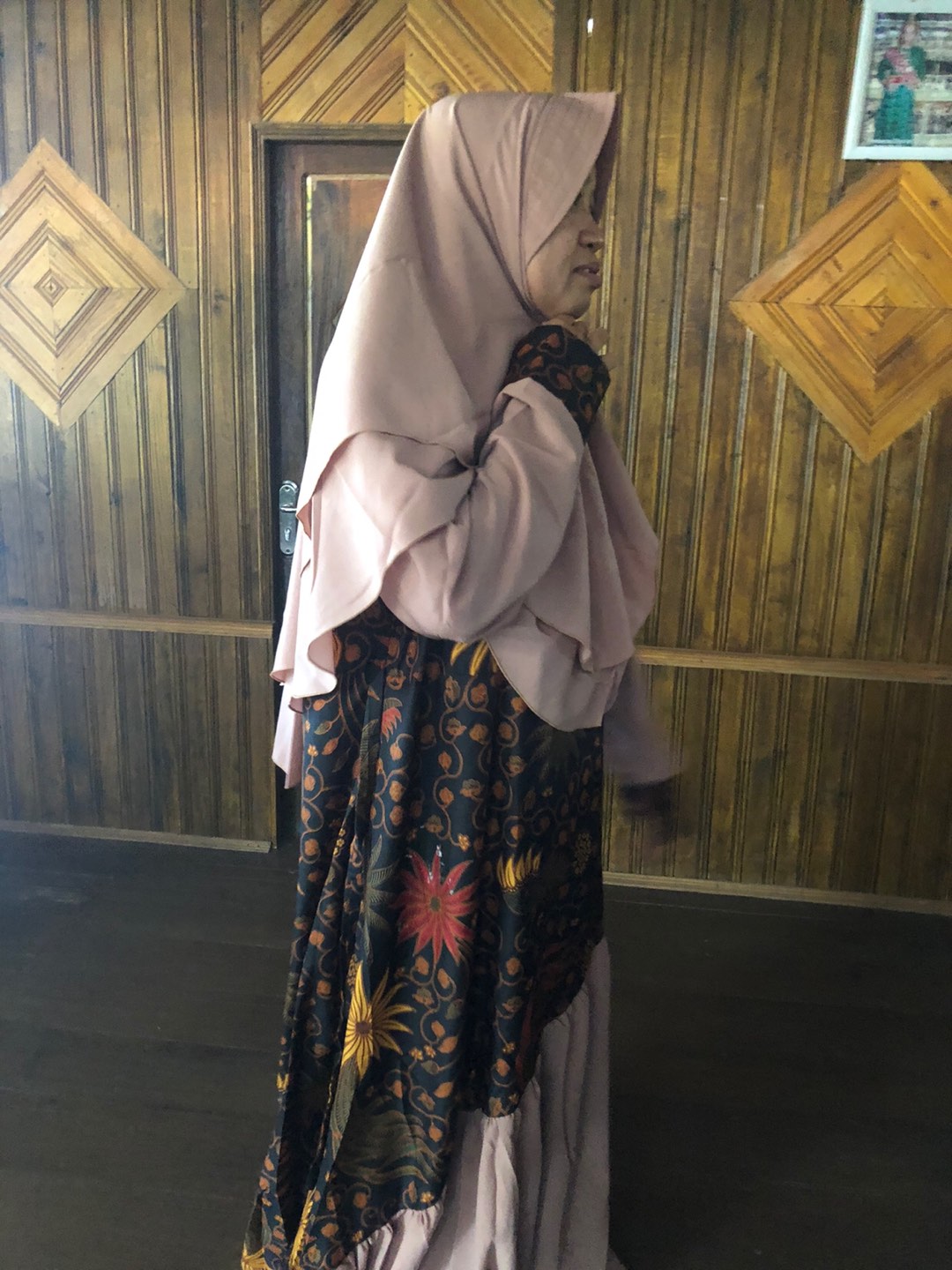 Maura Couple - Sania Ruffle Batik Couple Gamis Syari Set Kori Ndoro Jowi Dnt Garansi Termurah Shopee