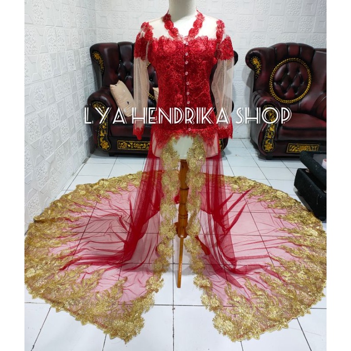 Kebaya modern ekor maroon