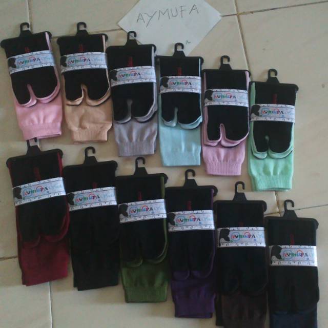 

Kaoskaki polos 6pc atau 1/2 lusin