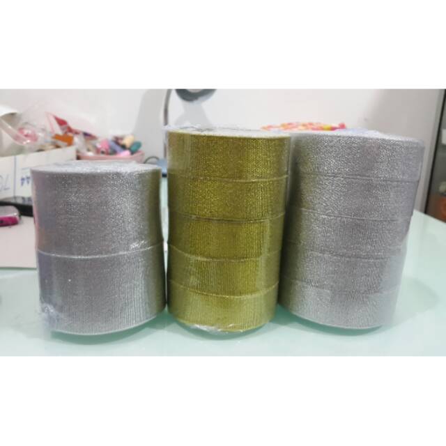 Pita glitter metalik emas perak / gold &amp; silver rol 20 yard ribbon hampers parcel lebaran idul fitri