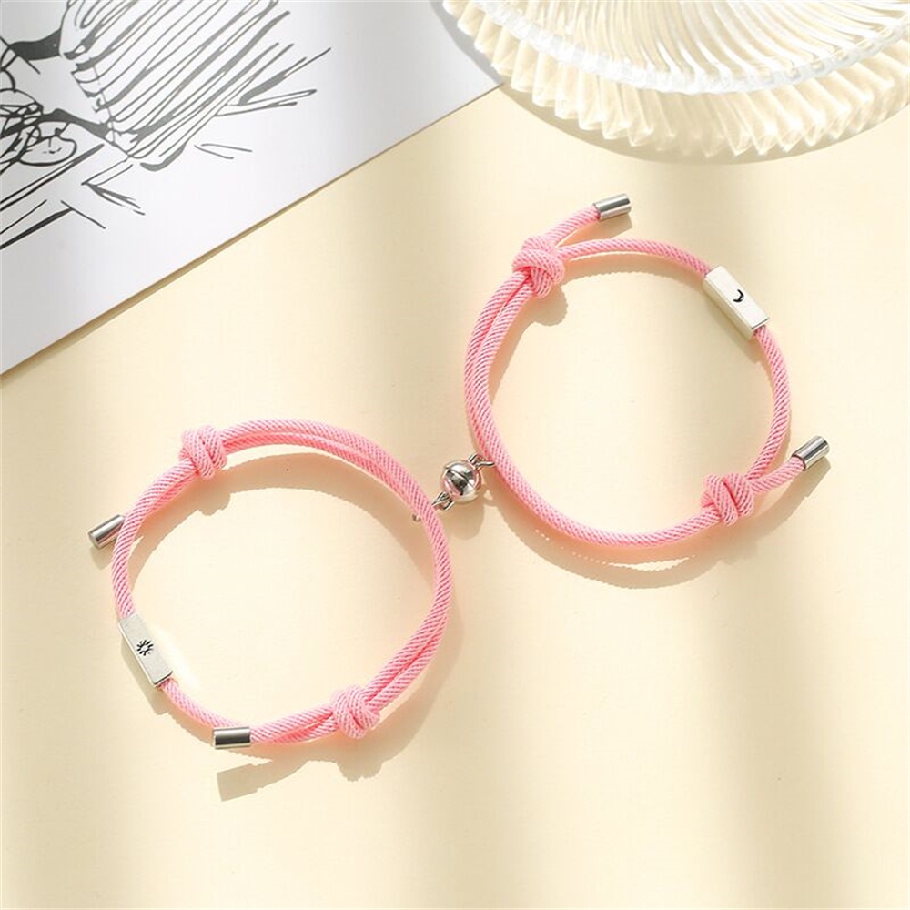 2pcs Gelang Keberuntungan Adjustable Dengan Liontin Matahari Bulan Magnetik Gaya retro Untuk Pria Dan Wanita