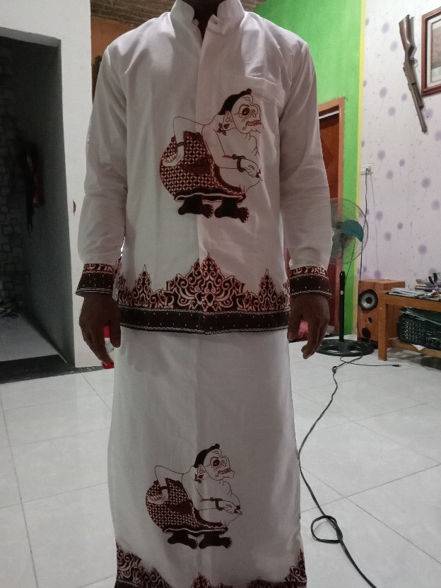 Batik Solo Modern Setelan Sarung Celana Dan Koko Semar Putih