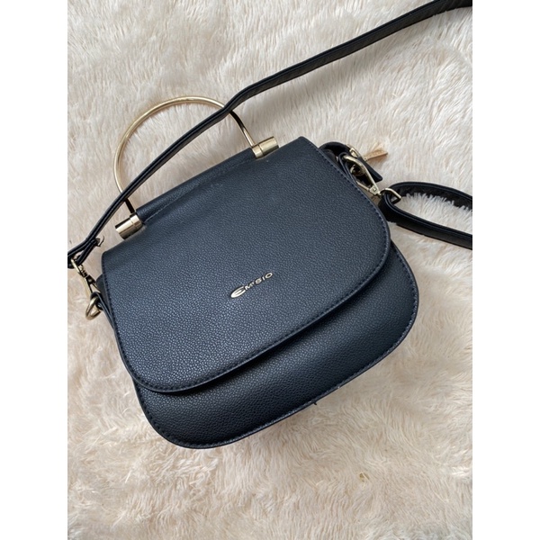 Preloved - Elizabeth Emsio Tas Kecil Hitam