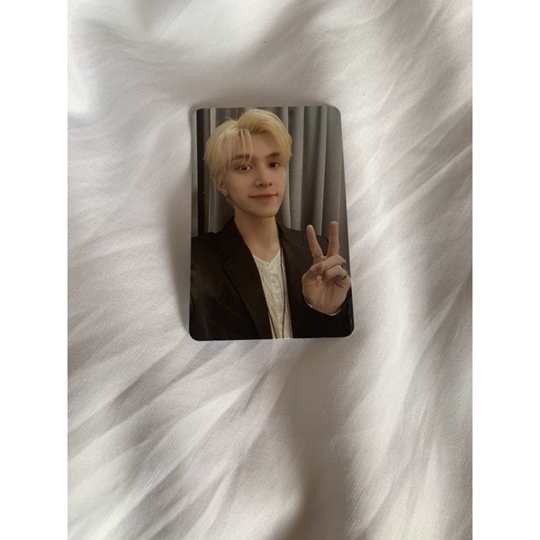 Hendery Nct WayV Resonance Pt 1 The Past Ver Official Photocard