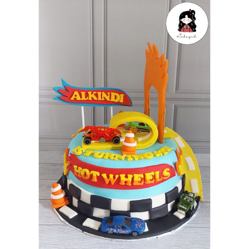 

Kue Ulang Tahun Karakter Hotwheels (fondant 22cm)