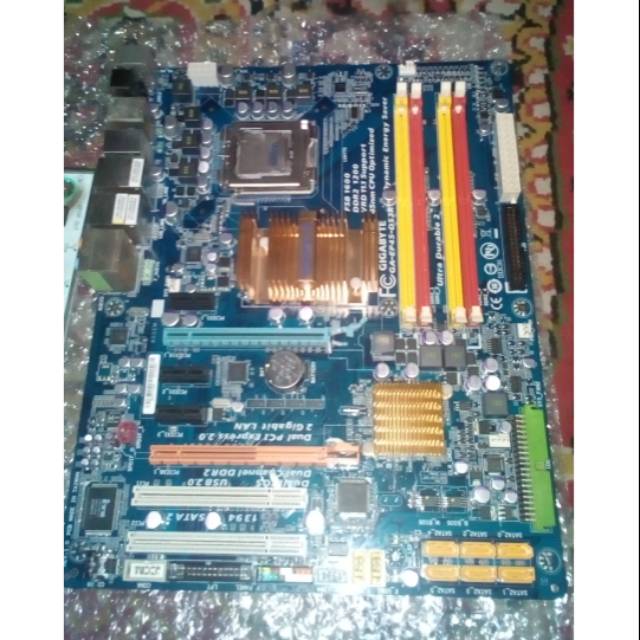 Mobo gigabyte P45 + proc Q6600