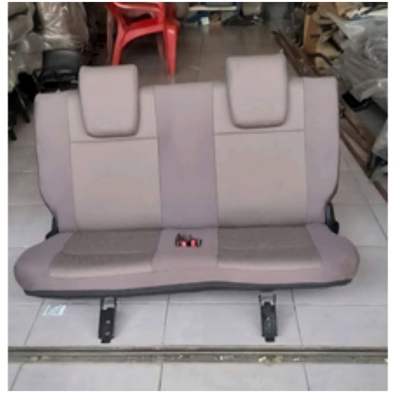 Jok belakang calya / bangku baris ketiga calya