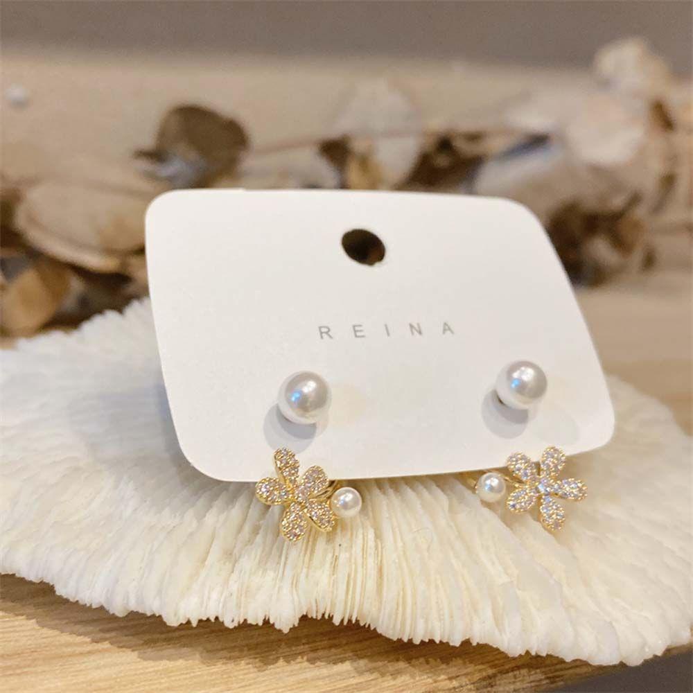 Anting Stud Desain Bunga Aksen Mutiara Dan Berlian Imitasi Untuk Wanita