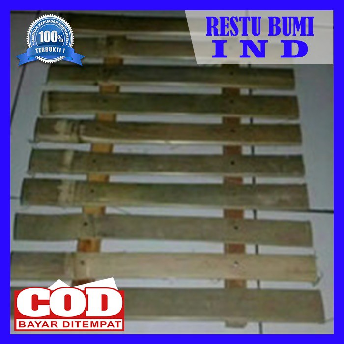 Footrest Alas Kandang Kelinci dari Bambu