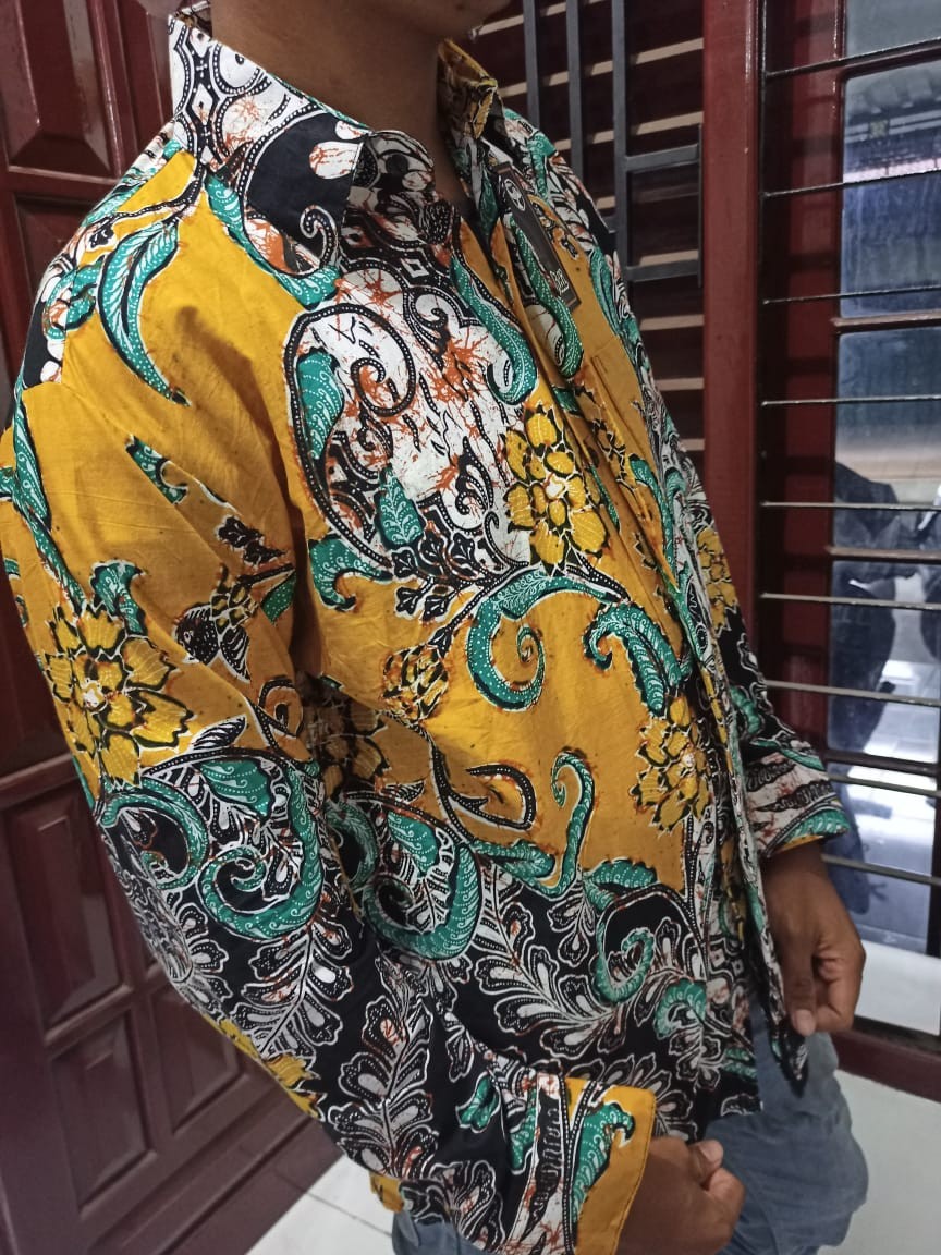 Batik Pria /bajubatikpria Kemeja Batik Lengan Panjang Size M L Xl Xxl Atasan Batik Seragam Terlaris