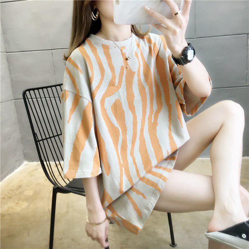 Oversize Tee Tshirt Wanita Model Longgar Motif Zebra