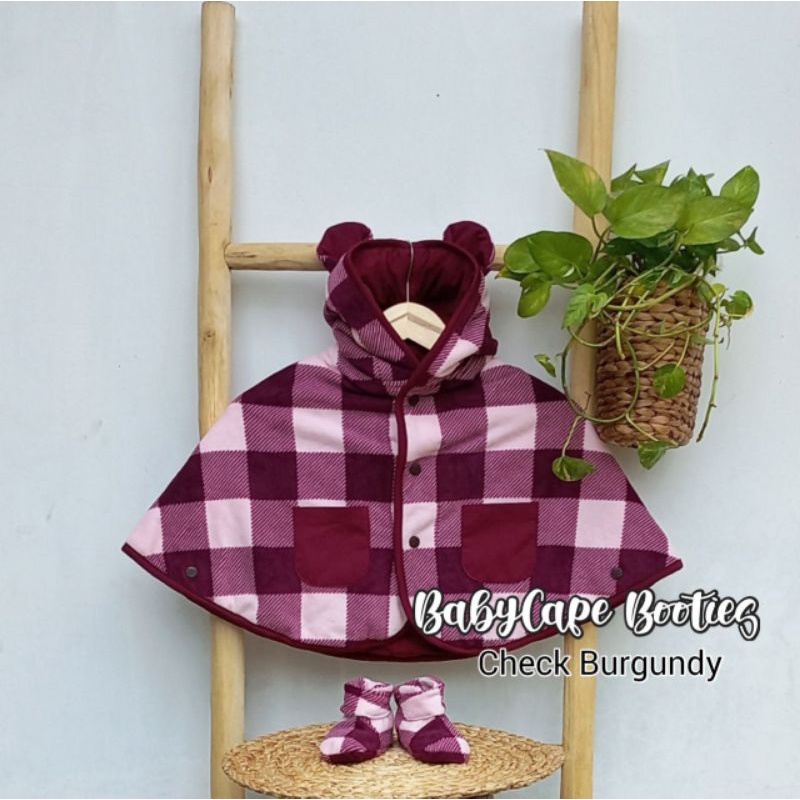 Paket kado Baby Cape Booties Babycape Cuddle Me Set Bayi Jaket Bayi Sepatu CuddleMe-Check burgundy