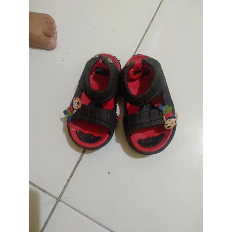 sandal anak cowok
