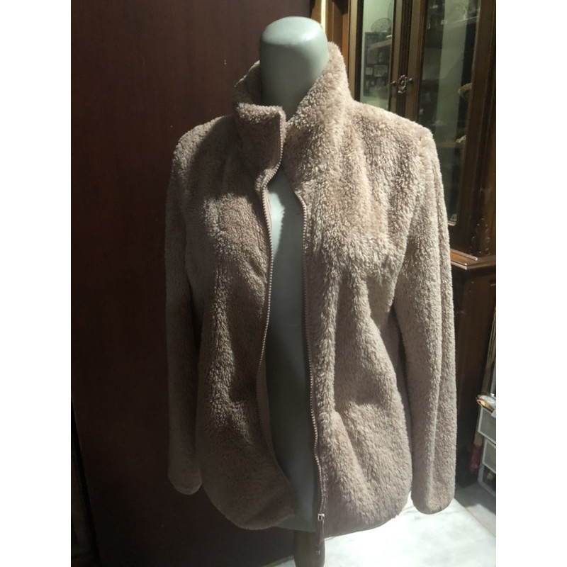 jaket bulu fleece warna pink uniqlo perempuan