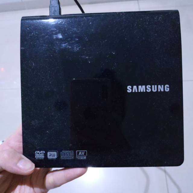 Preloved Samsung DVD Player Portable (Dyah)