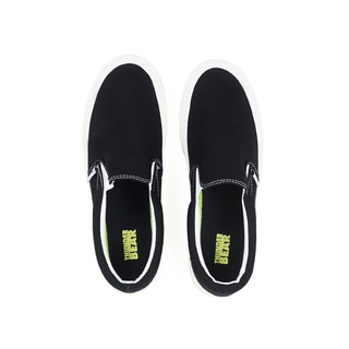 [Kepo.0] 13.Sepatu Thunderbear - Slip On Voltaire BW