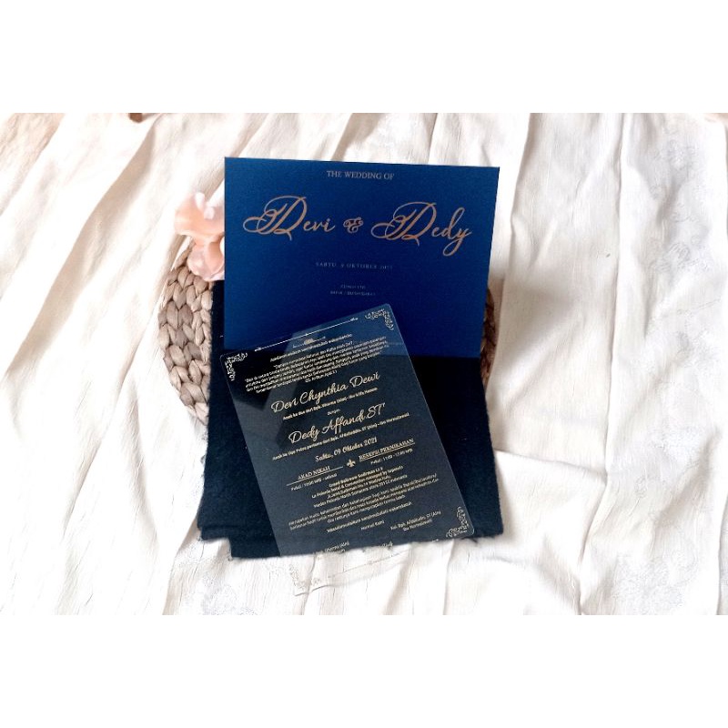 undangan akrilik/acrylic invitation/kartu undangan akrilik/undangan akrilik murah/undangan pernikaha