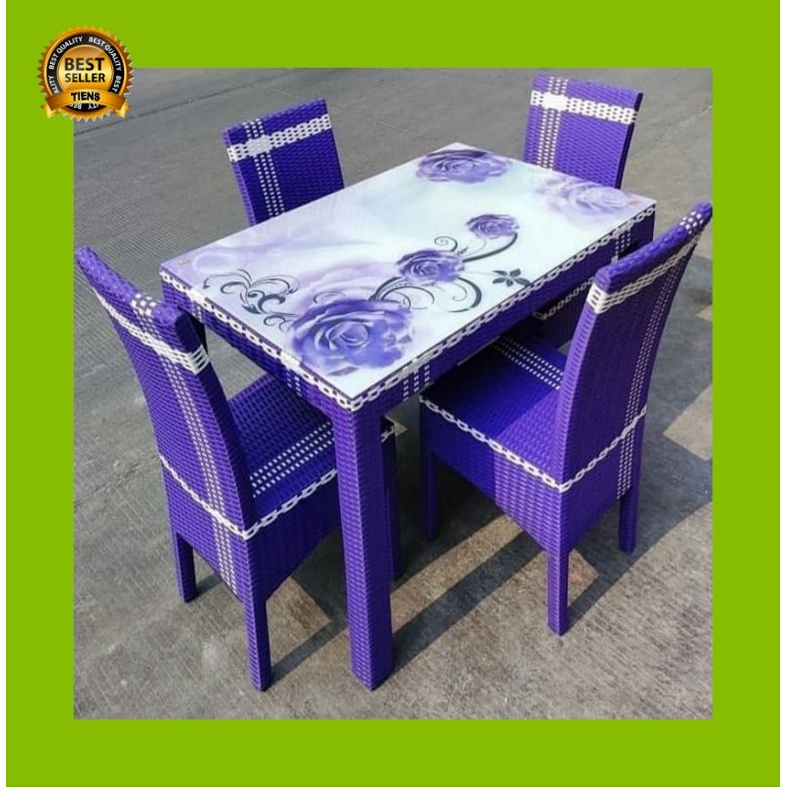meja makan rotan sintetis warna ungu