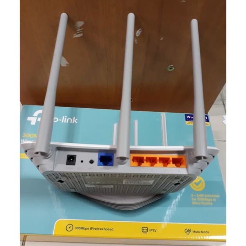 TP Link TL WR-845 N 300 Mbps  Wireless N wifi Router 3 antena