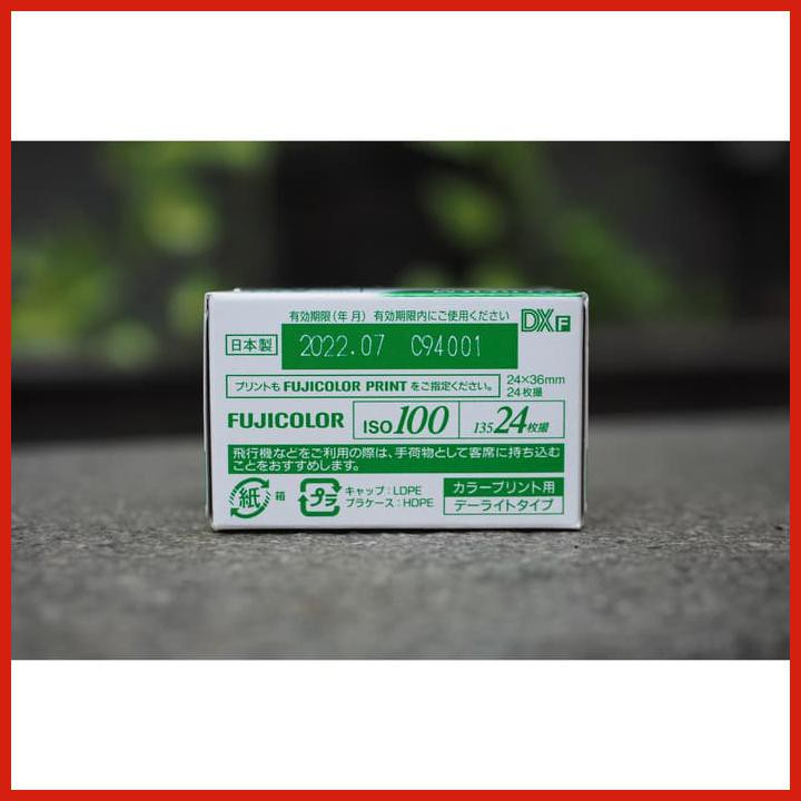 ROLL FILM FUJI INDUSTRIAL 100 24EX EXPIRED 2021 UNTUK LOMO 35MM