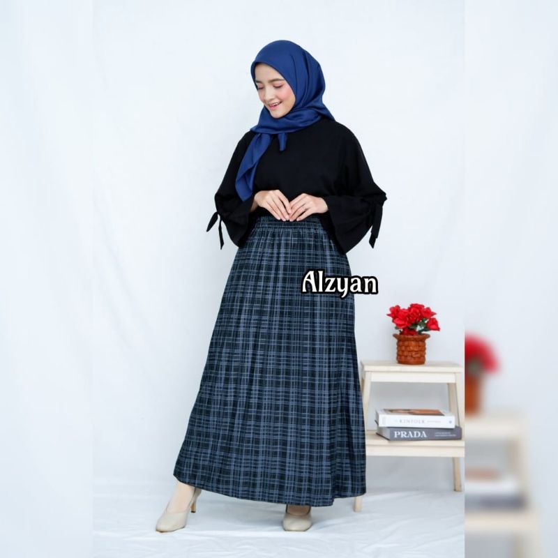 ROK TARTAN KOTAK PLISKET PREMIUM  KUALITAS IMPORT/ROK WANITA