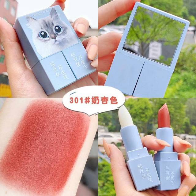 Lipstik cat 2in1 warna merah kecoklatan