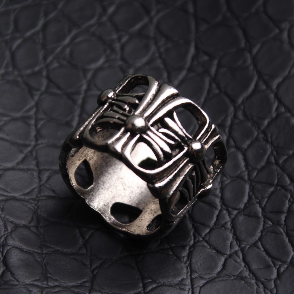 Cincin Desain Gagak Hati Warna Silver Gaya Retro Punk Hip Hop Untuk Pria Dan Wanita