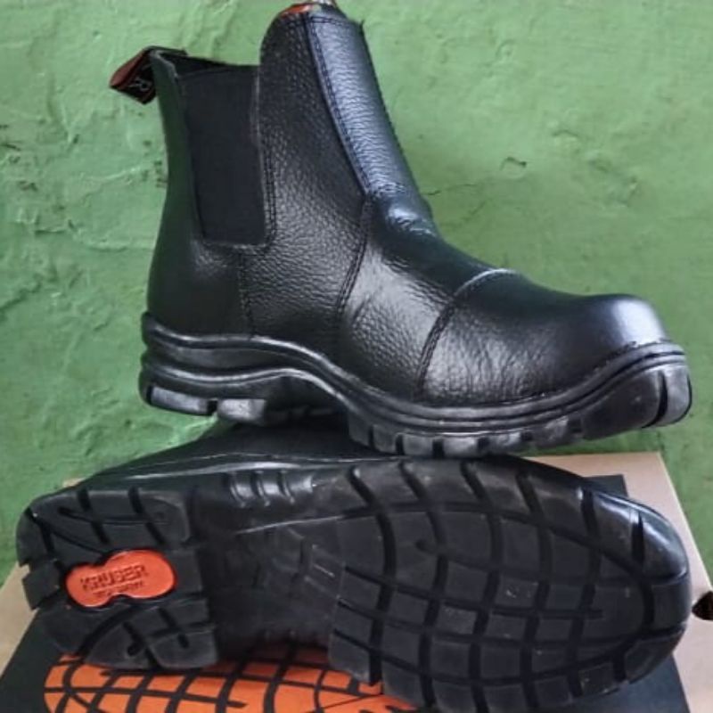 SEPATU SAFETY KRUSHERS MURAH/SEPATU PRIA/SEPATUSAFETY KULIT ASLI SOL KARET UJUNG BESI 001