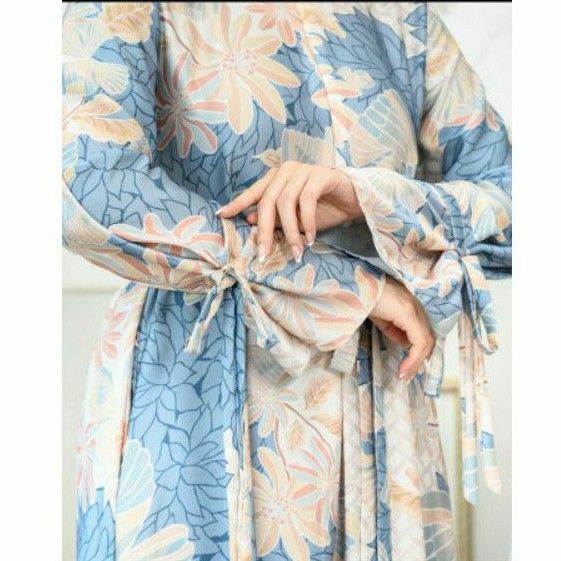 ALYSSA DRESS NON TULLE SAPPHIRE XL WEARINGKLAMBY