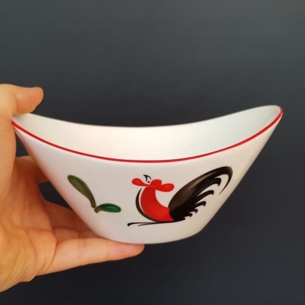 

Berkualitas MANGKOK AYAM JAMAN NOW OVAL MODEL PERAHU KPV62B