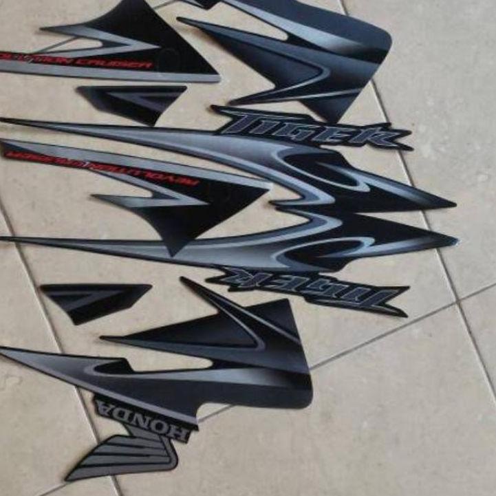 Special Striping Tiger Revo 2013 silver hitam .