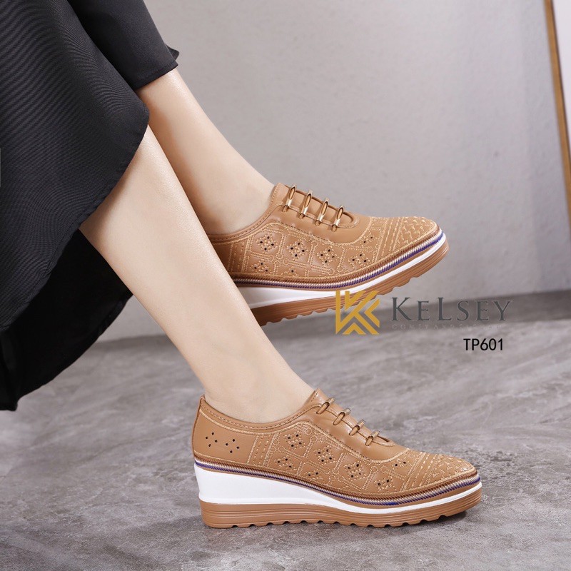 Kelsey Sepatu Wedges Wanita TP601