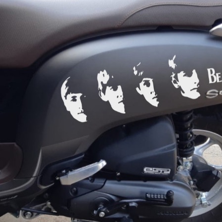 [discutt] sticker cutting the beatles siluet face personil piaggio vespa scoopy