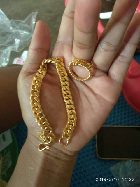 Replika mas 24k kualitas golden cincin + gelang (premium yahh,yg bagus nya)