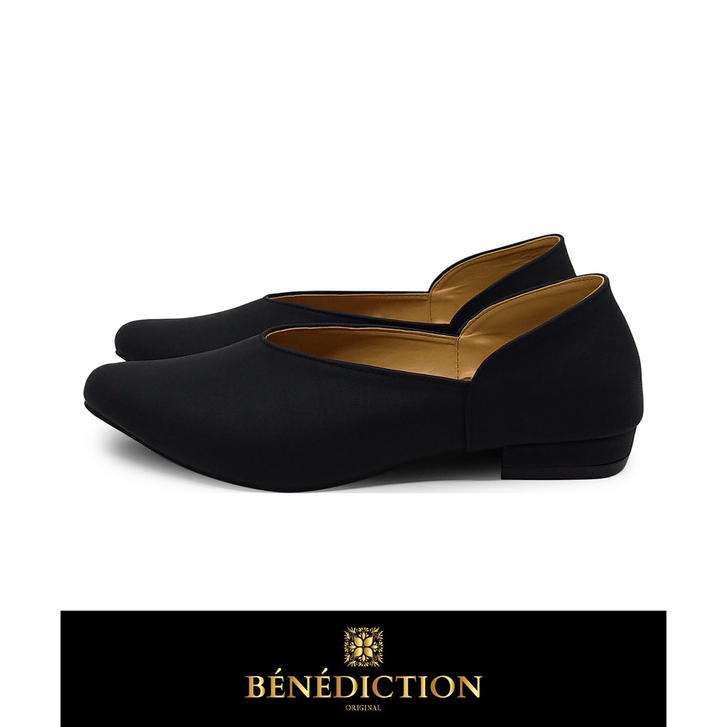 Benediction TR 001 BM Casual