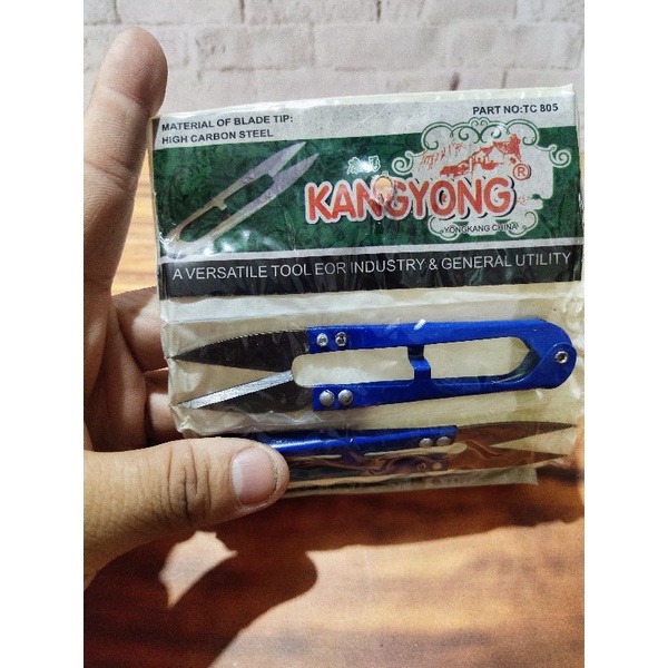 

Gunting benang (1 pcs)