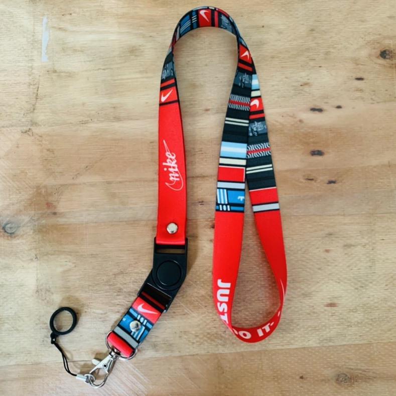 

Terkini❂ Lanyard Printing Gantungan ID Card Nike Sneaker V100 ↔