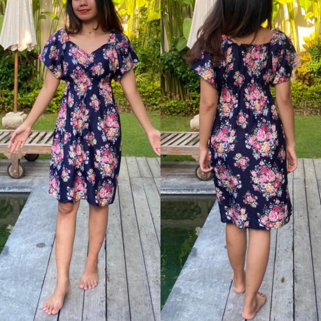 DRESS ZHARA PENDEK MOTIF ABSTRAK BALI