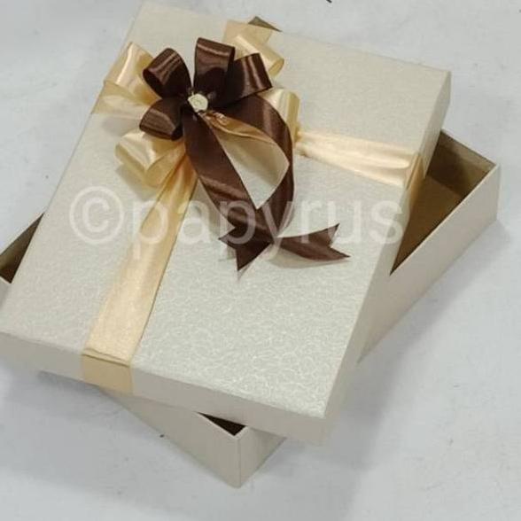 Baru Irit Papyrus 17,5x22,5 tinggi 5cm Kotak Kado Gift Box