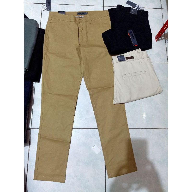 {Details}celana panjang  pria model chinos slim fit