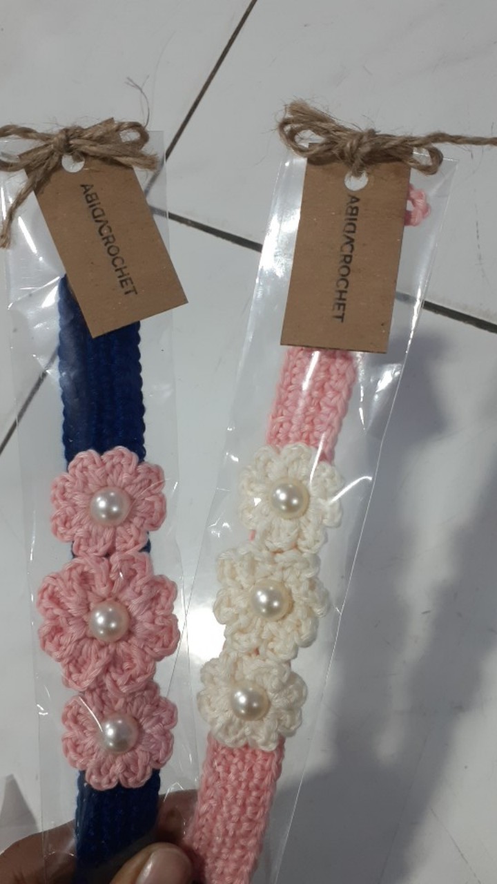 Connector Masker Rajut Motif Bunga