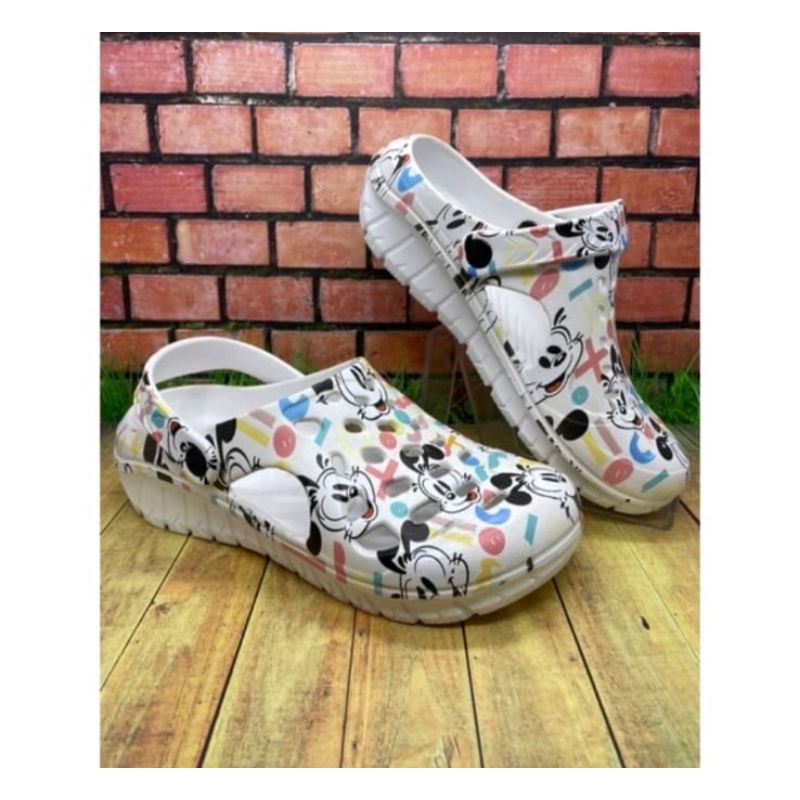 Sandal Viral Printing model crocs korean style Motif  Size 36-40