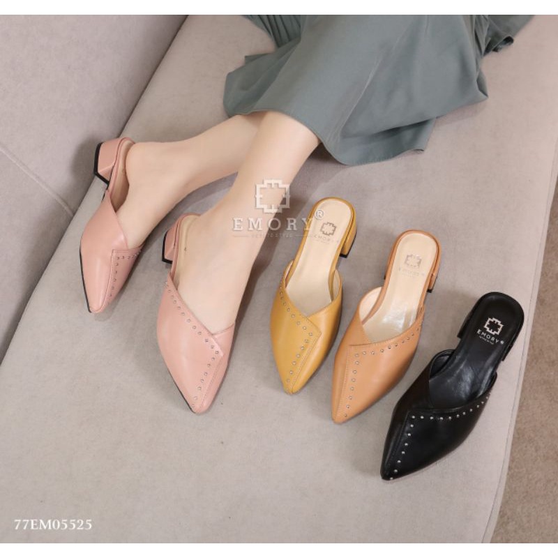 Sepatu Wanita  Lervine series 77EMO5525 flat  terdiri dari empat warna