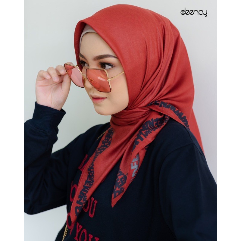 Deenay Melma Red