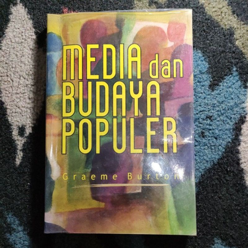 Buku Media dan Budaya Populer