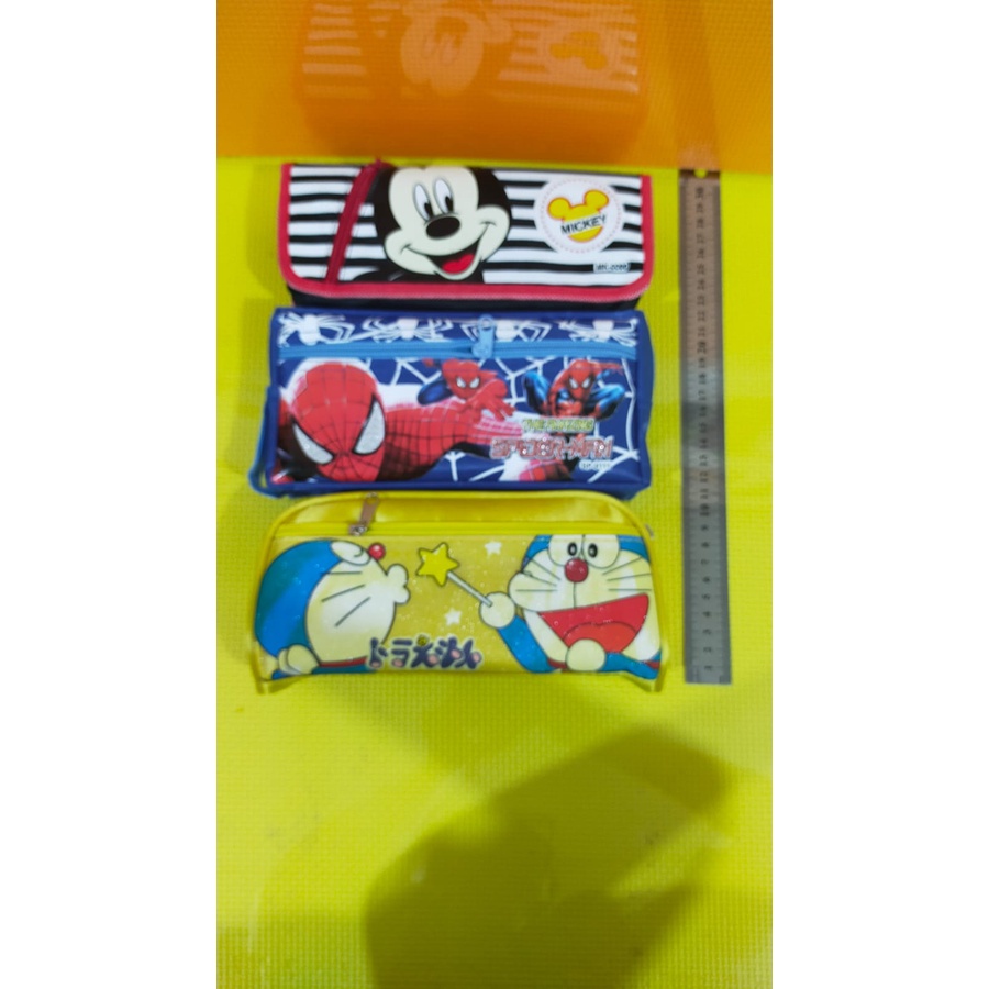 Kotak pensil besar anak bahan kain pouch restleting | tepak alat tulis | kartun karakter disney