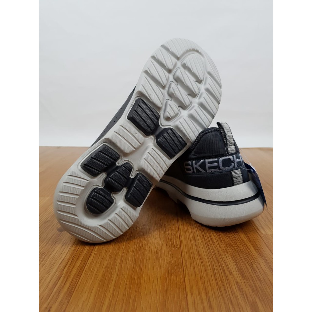 Skechers Go Walk 5 Downdraft Sepatu Slip On Pria