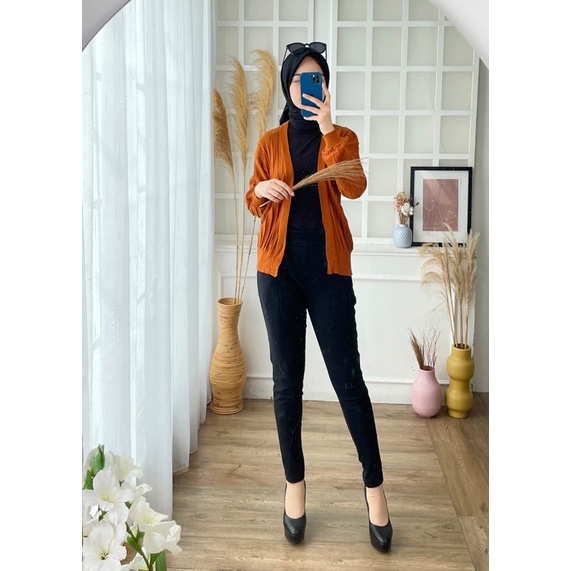 LUCIA CARDIGAN RAJUT ABG POLOS HALUS ADEM FASTION OOTD MURAH GROSIR PGMTA