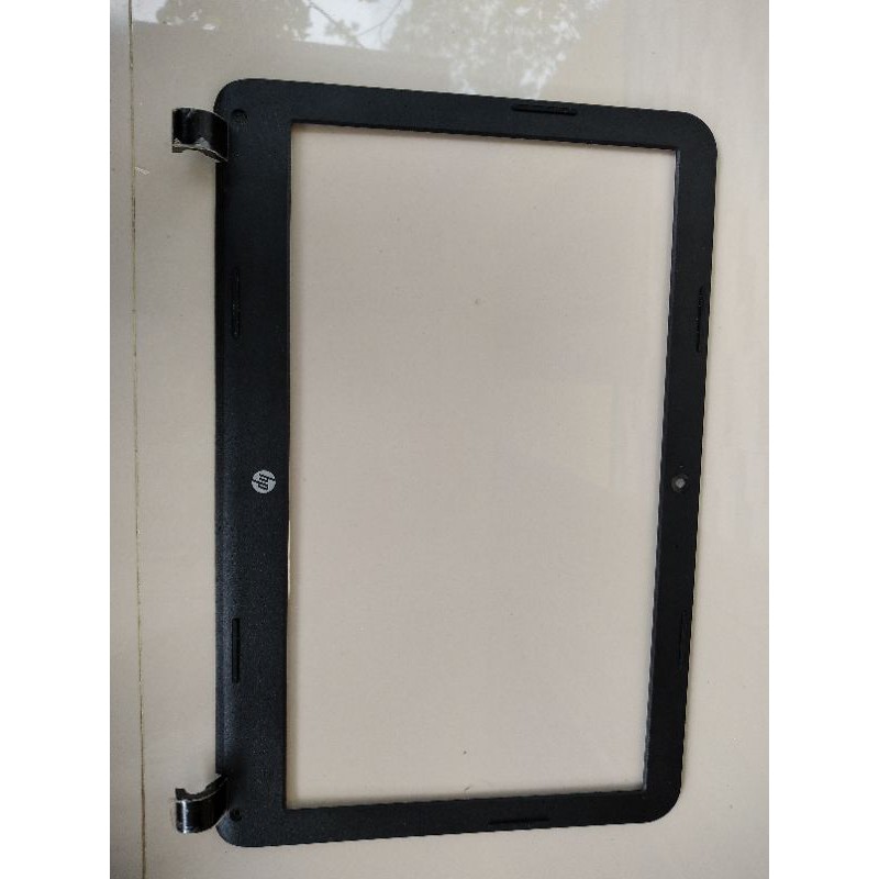 Casing bagian frame lcd led laptop HP 14 G102AU